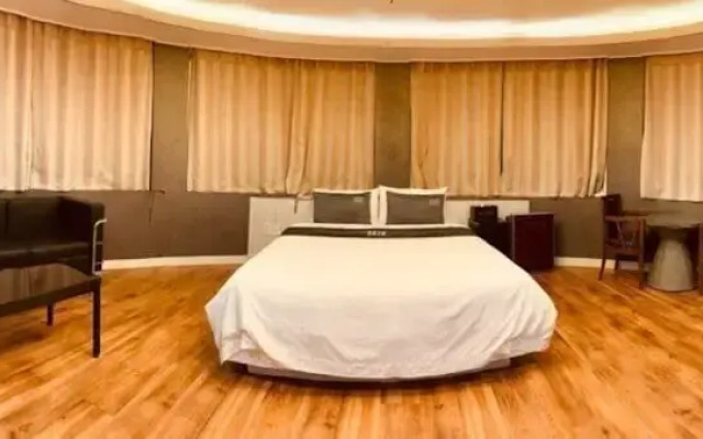 ZAZA Motel