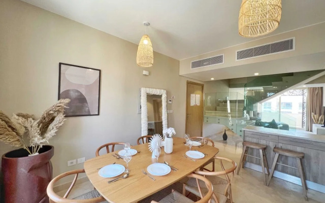 Xuru Stays I Homestyle & Summery 1bdr@ Mangroovy Free Beach Pool