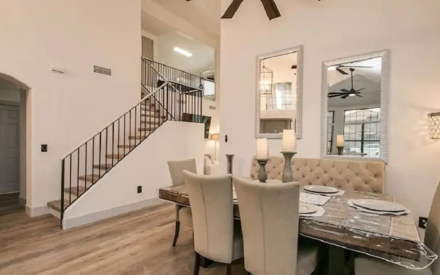 Fully Renovated Kierland Retreat W/pool & 4-bdrms!