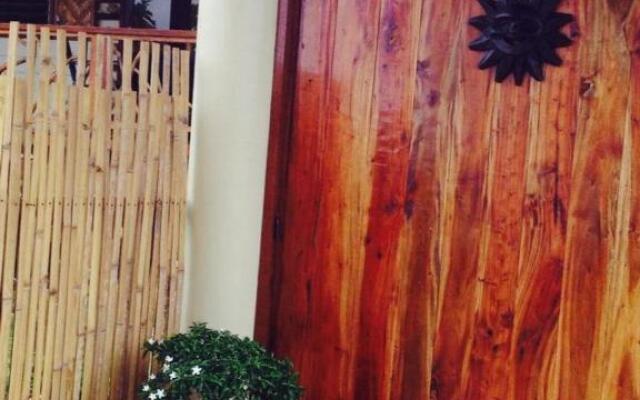 Liwayway Sa Bohol-Pamilacan Bed & Breakfast