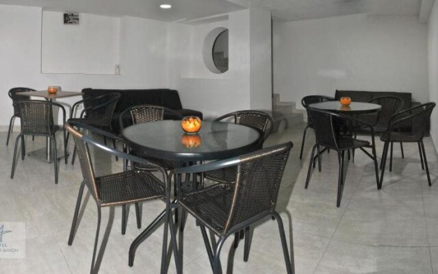 Hotel Arthur Brich