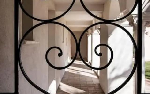 Charming Mas Provencal With Swimming Pool