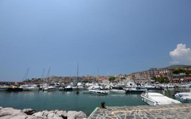 Aparthotel 4 Stars Marina Di Camerota