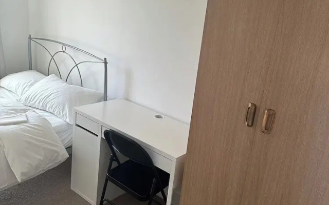 Shorditch Apartment Sleeps 6