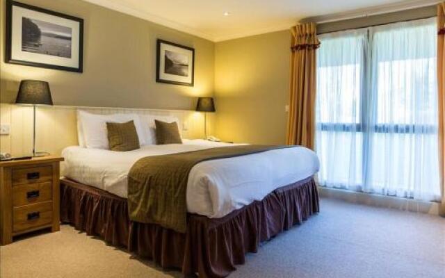 Cameron House Four Bedroom Deluxe Lodge L87