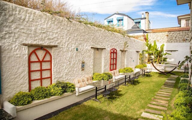 Aymesev Tas Otel