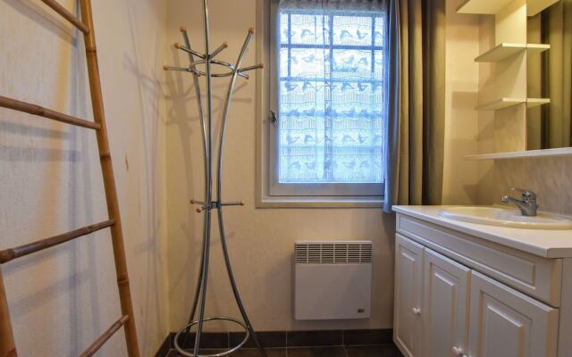 Spacious Holiday Home With Private Swimming Pool in Vitrac