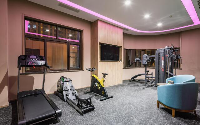 Atour Hotel Jinan Shuangshan Street Baimaiquan Park