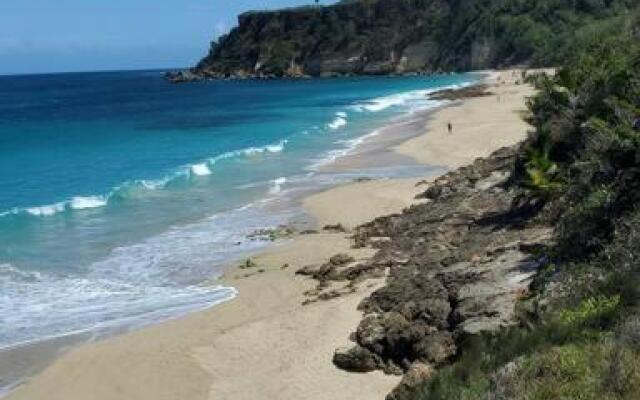 Summer all year! Oceanfront with Pool A/C