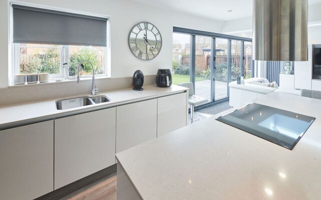 Host Stay Benton Road