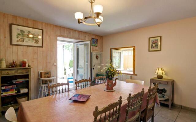 Gîte Marols, 4 pièces, 6 personnes - FR-1-496-2