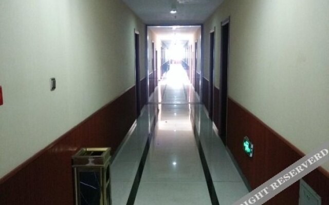 Ronghui Business Hotel