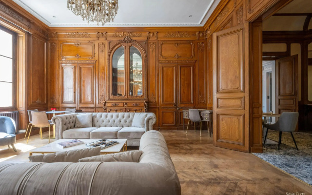 Le Champlain - Les Collectionneurs 