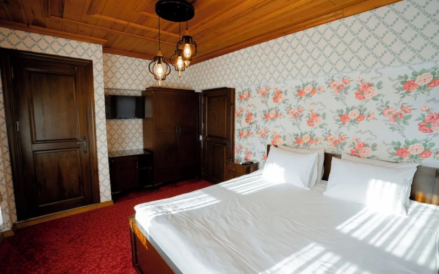 Gulliver Mansion Hotel