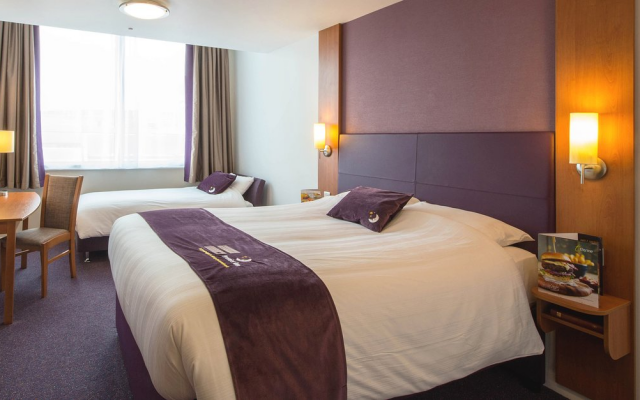 Premier Inn Glasgow (Motherwell)