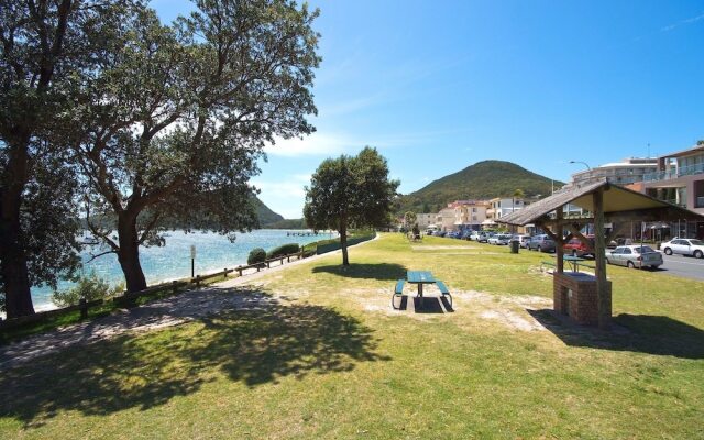 Albacore, Unit 6, 12 Ondine Close