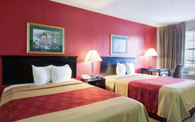 Econo Lodge Pine Bluff