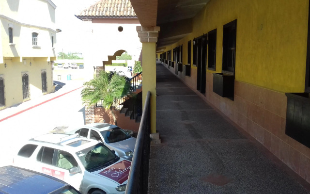 Hotel Mirage Express