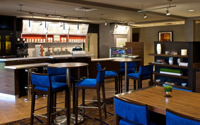 Country Inn & Suites by Radisson Columbus Edinburgh