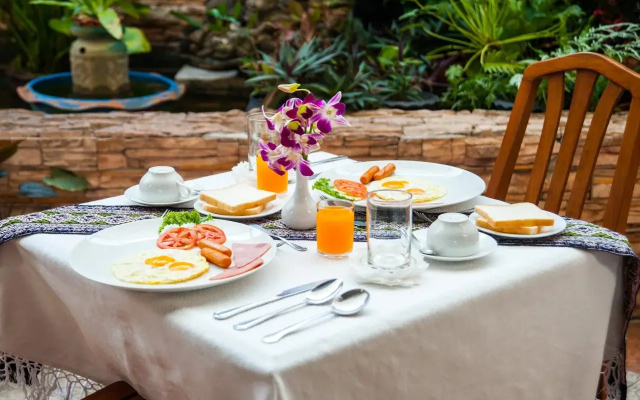 Crystal Inn Phuket