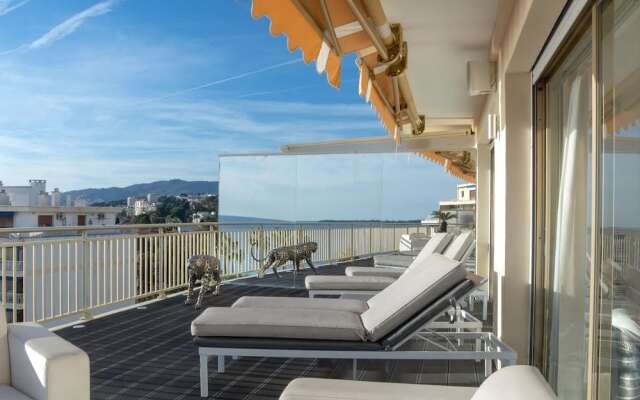 Luxury Penthouse Mistral