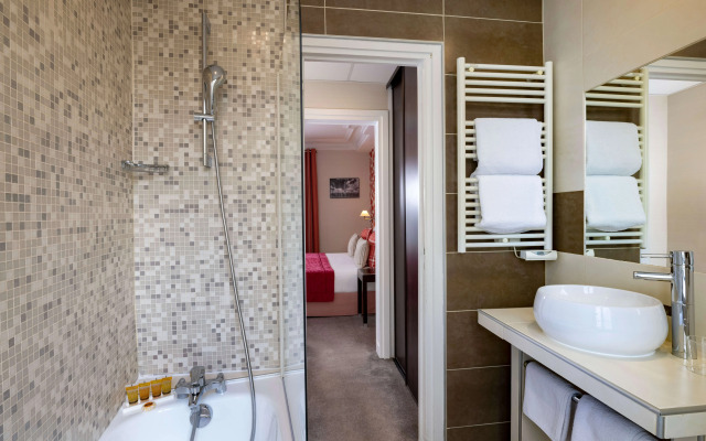 Le 46 Hotel
