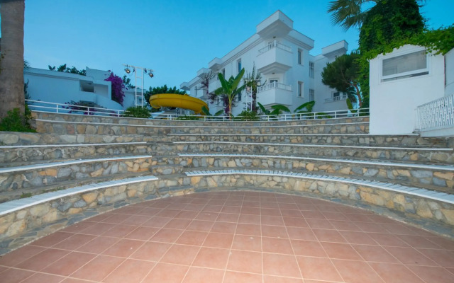 Bendis Beach Hotel