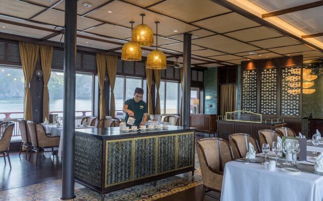 Heritage Line Ylang Cruise – Ha Long Bay & Lan Ha Bay