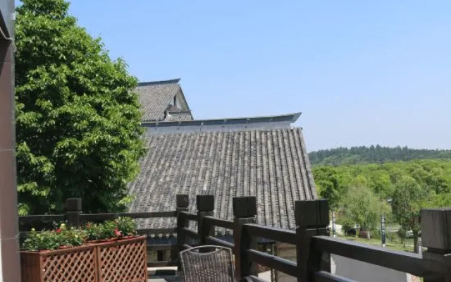 Sunwu Academy Luofu Hotel