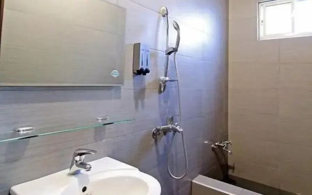 Cai Feng B&B