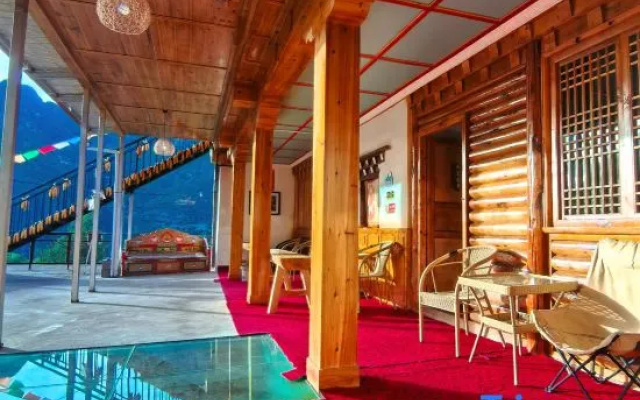 Sangdun Longzhu Homestay (Zhonglu Tibetan Village) – Outside – Danba
