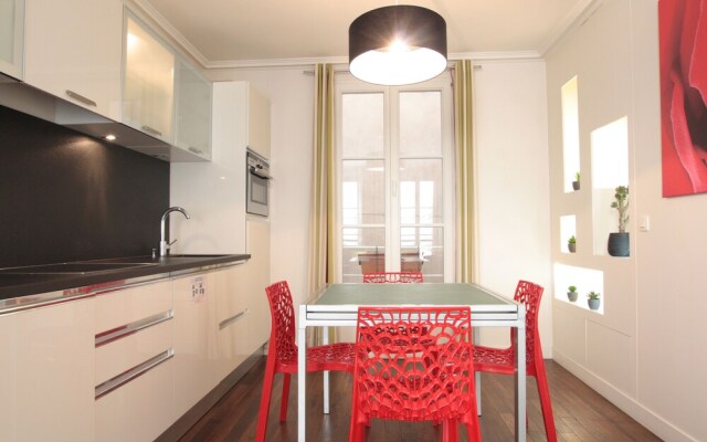 Appartements Paris Centre - At Home-Hotel