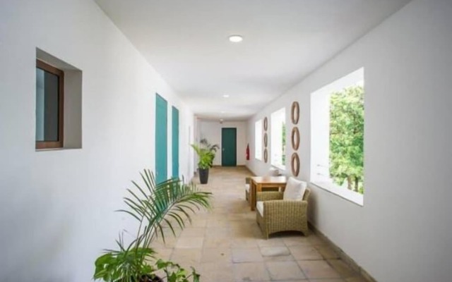 The Oyster Bay Hotel Suites