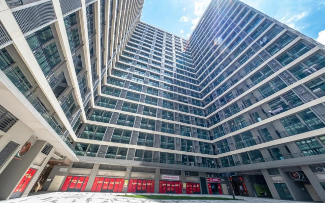 Manfei Apartment (Foshan Nanhai Baide Plaza Shop)