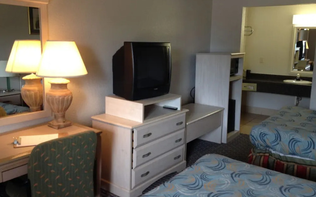 The Brooke Hotel