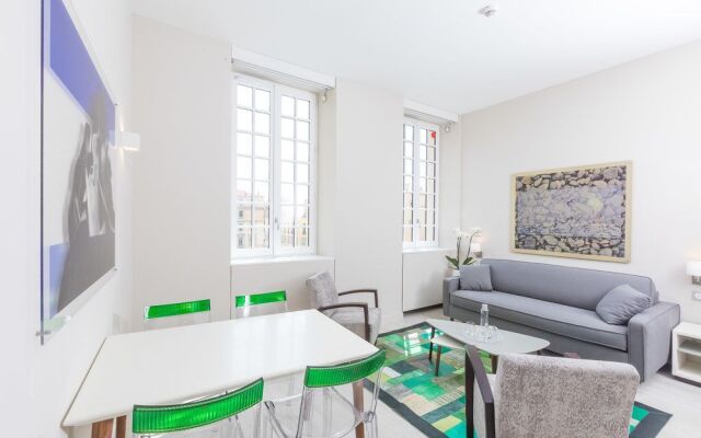 Palais Saleya Apartment & Suite