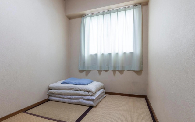 Business Hotel Kaga – Guest Rooms – Osaka