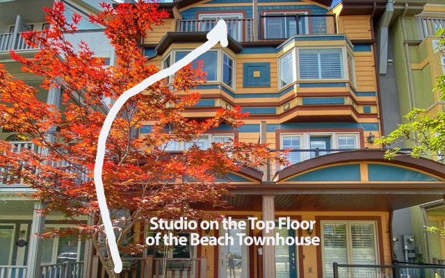 Stunning Studio in the Beaches