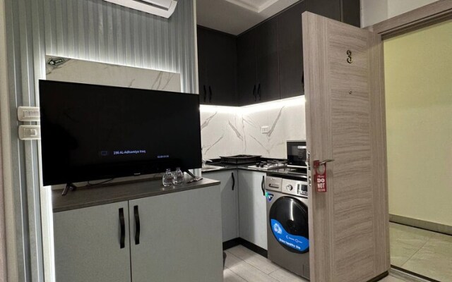 Luxury Room 03 Near Downtown
