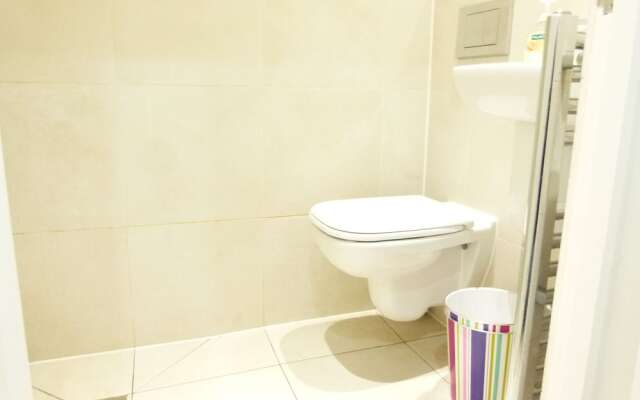 SS Property Hub - Large apartment near Hyde Park