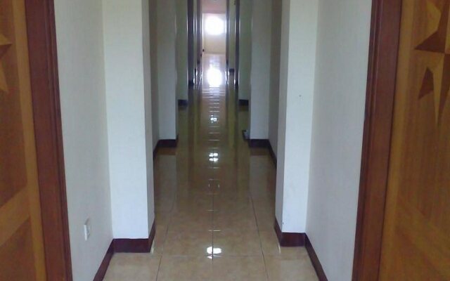 OYO Life 90380 Andalus Hotel Syariah