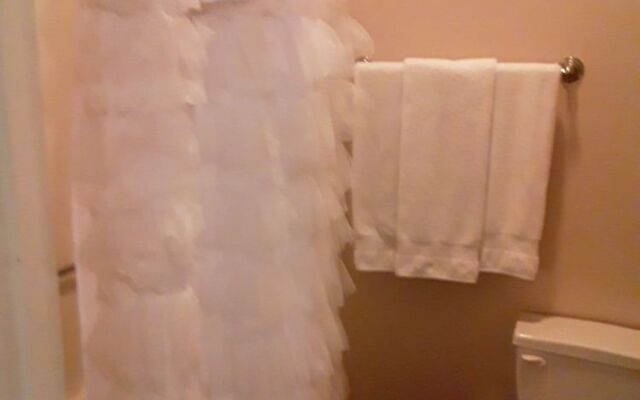 Hall Place Bed & Breakfast