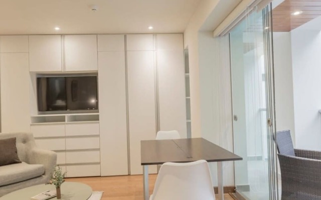 w Elegant Loft With Balcony in Barranco