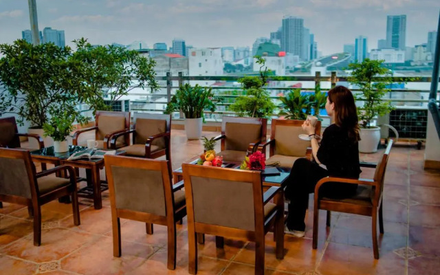 Grace Hotel & Residence