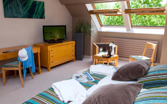 Golf Hotel Resort Val De Sorne