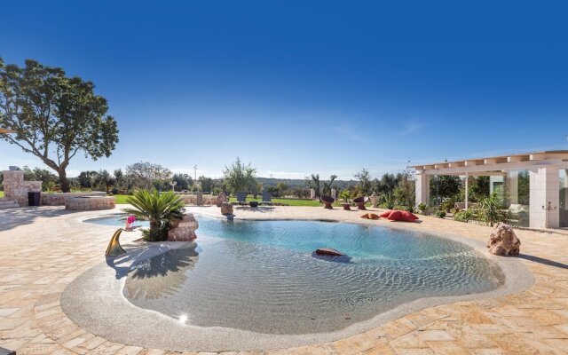 3666 Ca' Della Roccia by Perle di Puglia