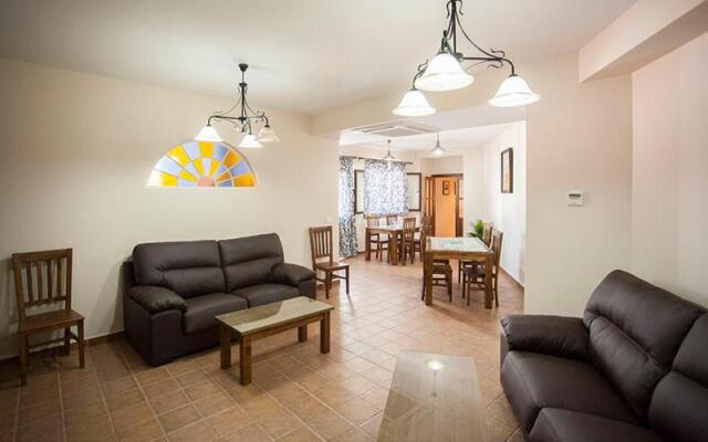 Casa Rural Cinco Balcones