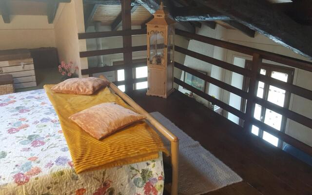 Appealing holiday home in Crone with terrace