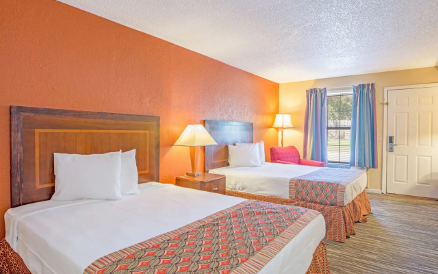Hospitality Inn - Jacksonville