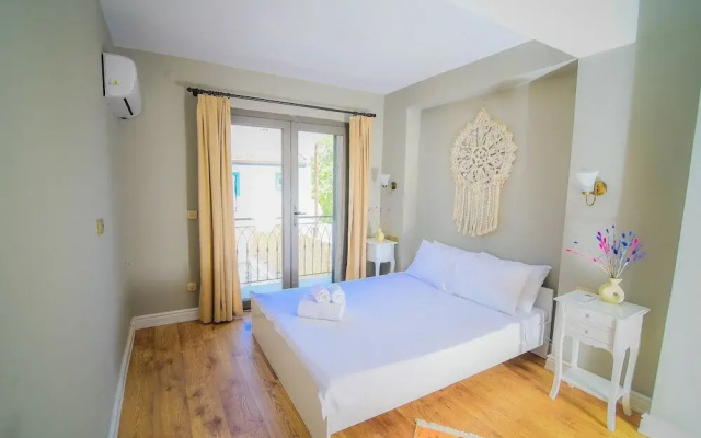 9 Alacati Boutique Hotel